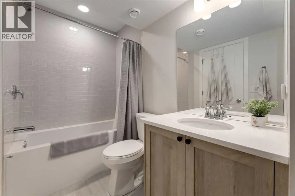 34 LAWRENCE Green SE