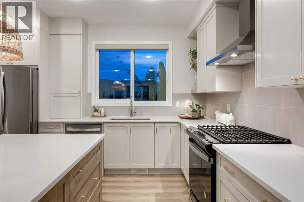 34 LAWRENCE Green SE