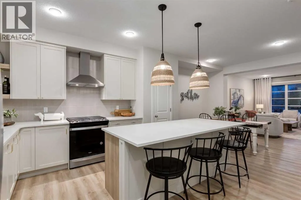 34 LAWRENCE Green SE