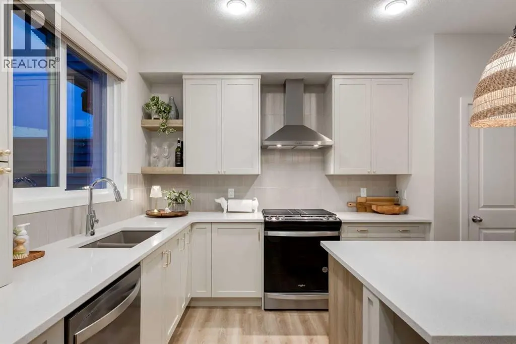 34 LAWRENCE Green SE