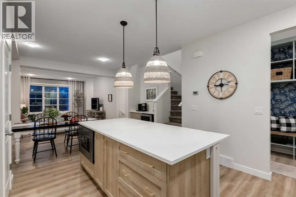 34 LAWRENCE Green SE