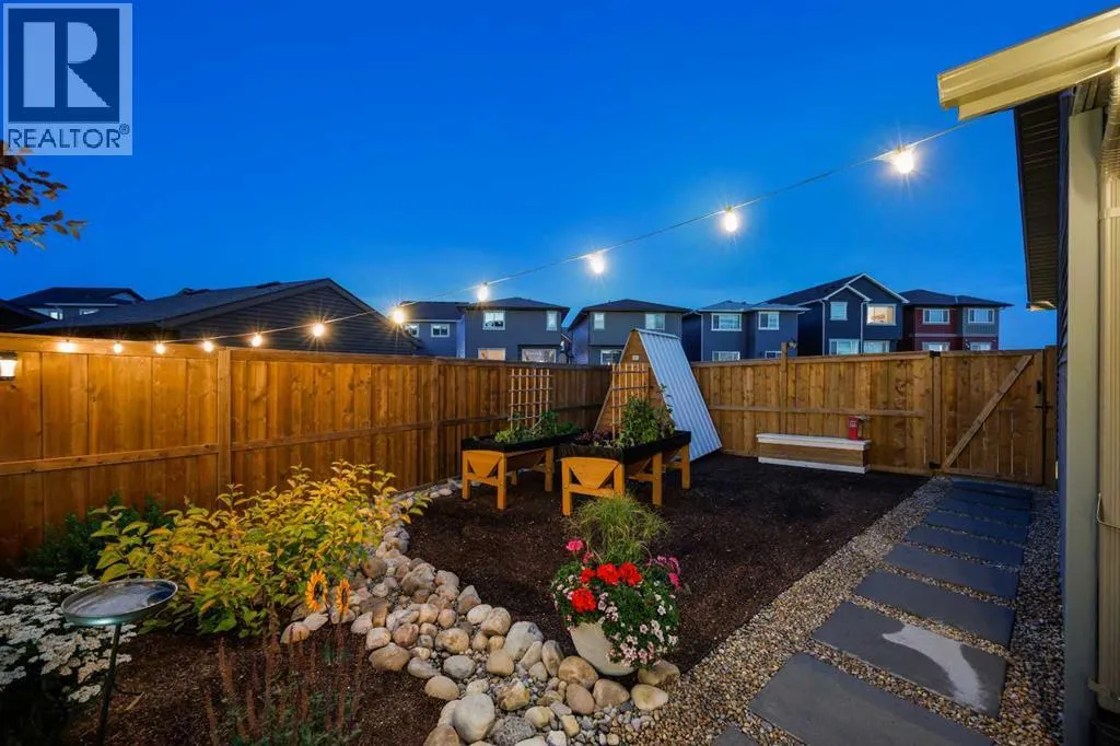34 LAWRENCE Green SE