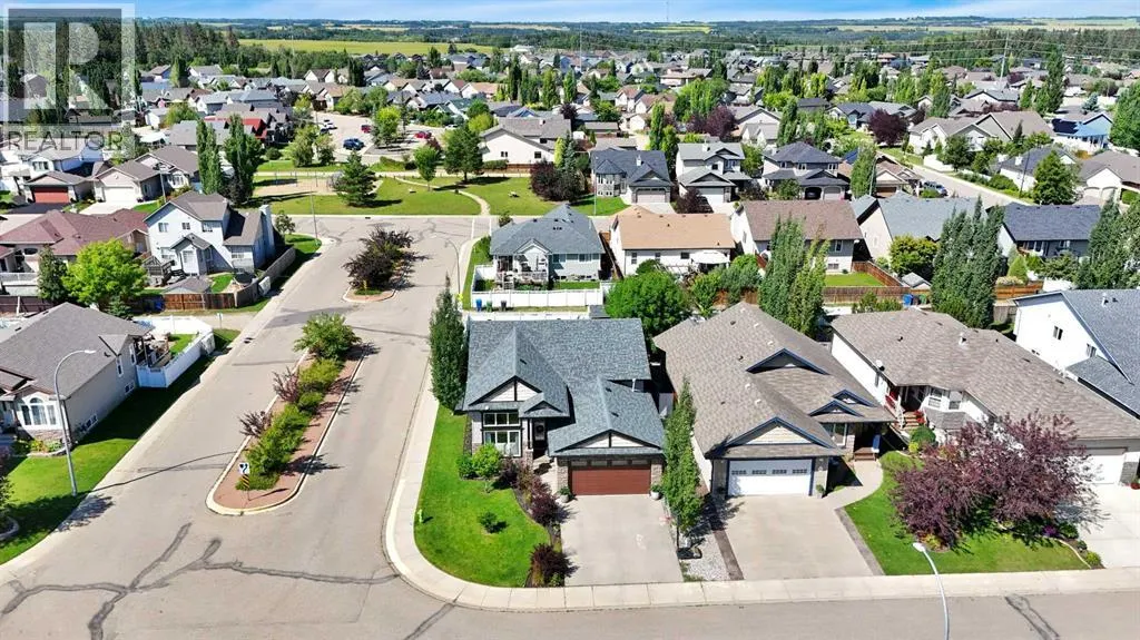 7 Woodrow Close