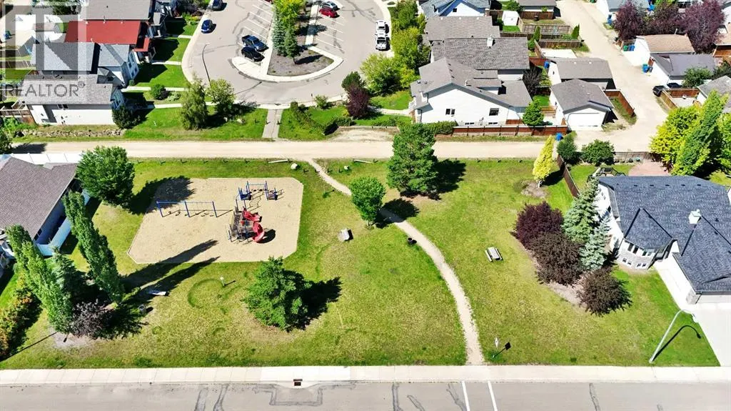 7 Woodrow Close