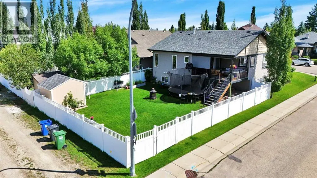 7 Woodrow Close