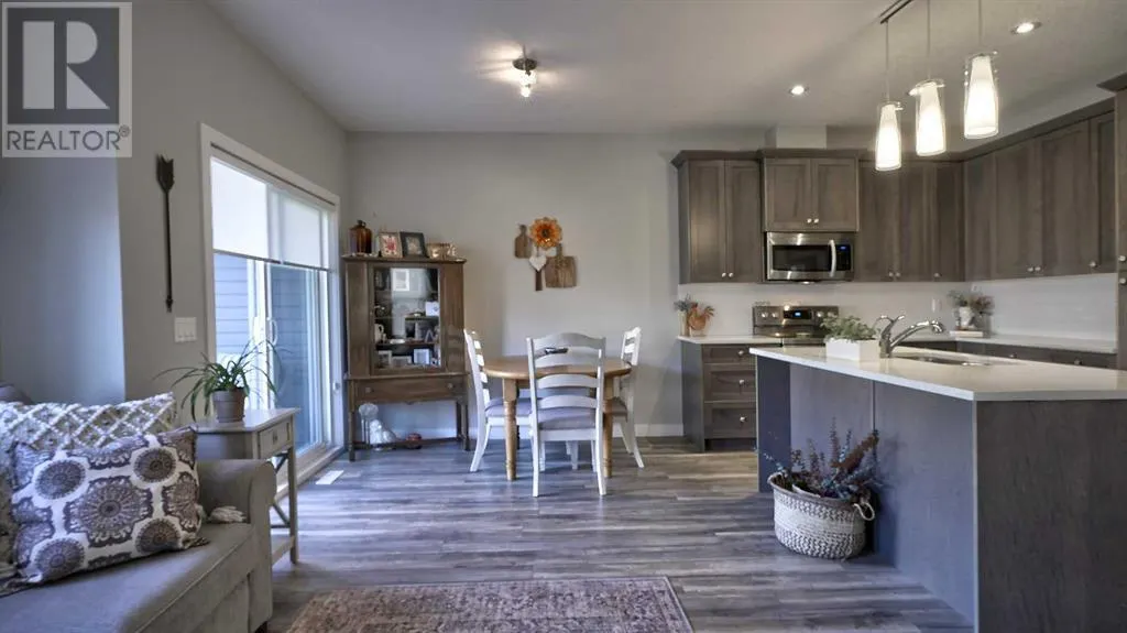 135 Reunion Loop NW