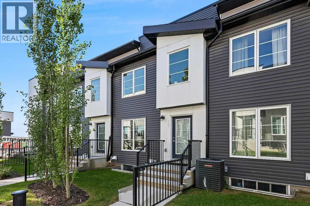 107, 474 Seton Circle SE