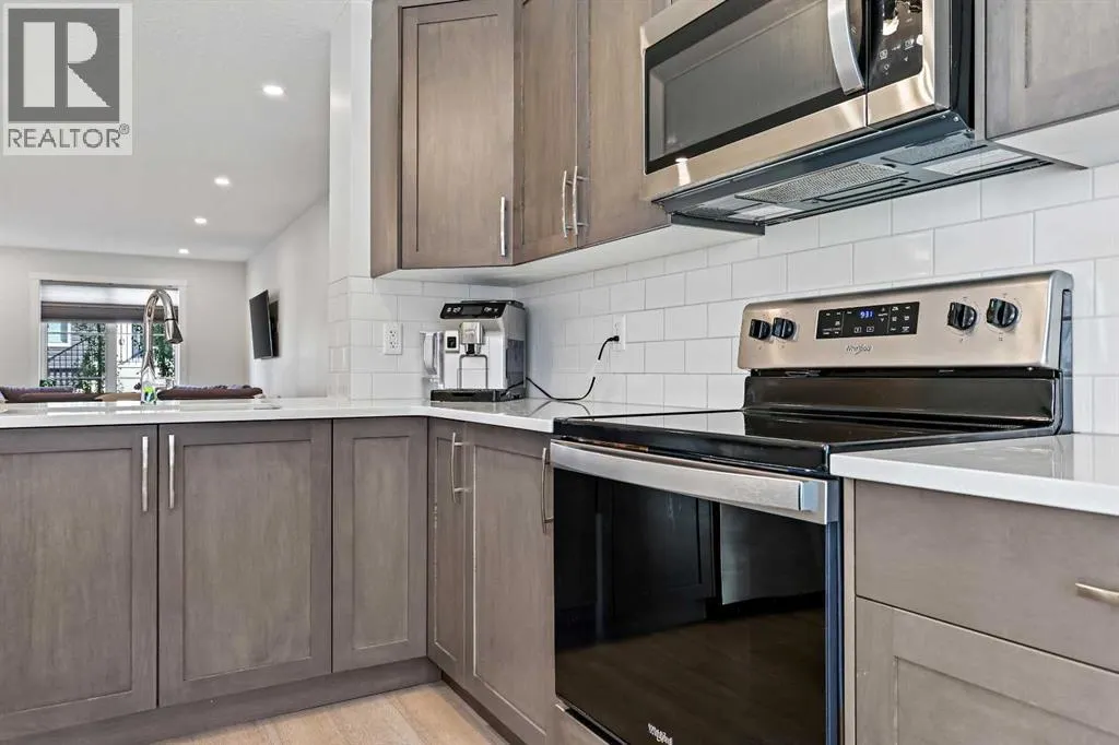 107, 474 Seton Circle SE