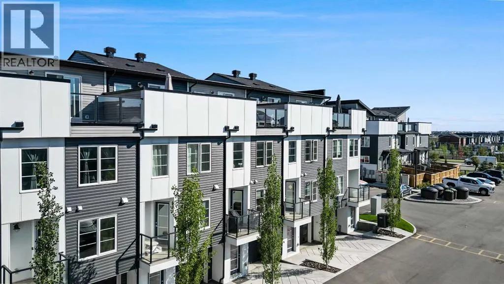 107, 474 Seton Circle SE