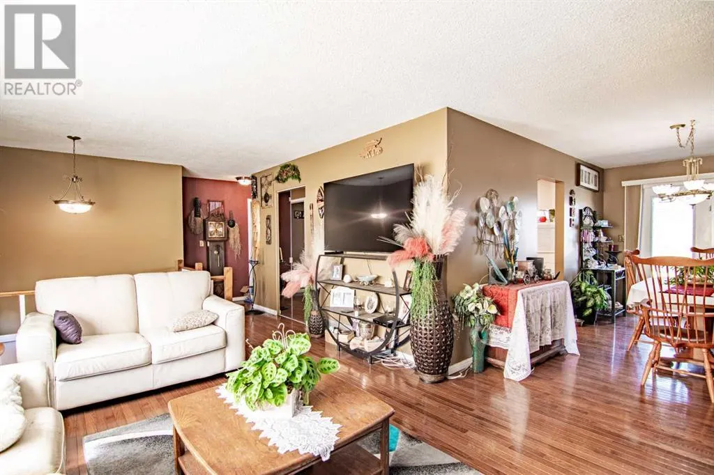 84 Pearson Crescent