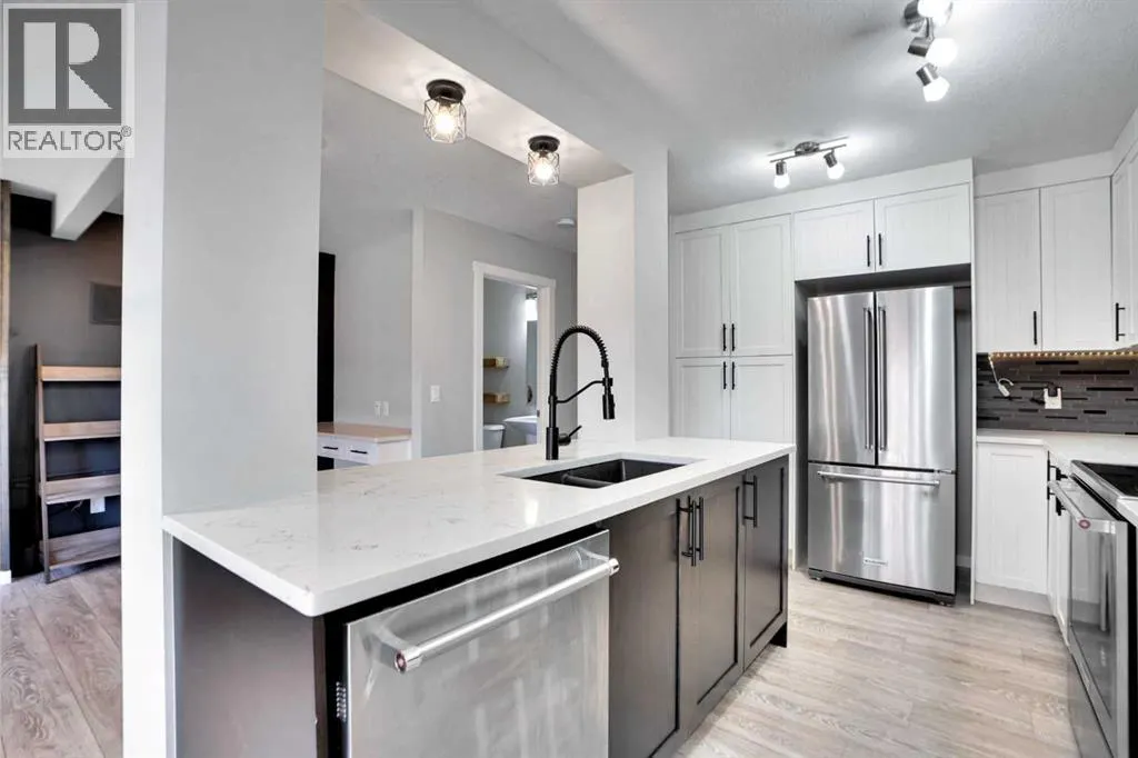602, 2400 Ravenswood View SE