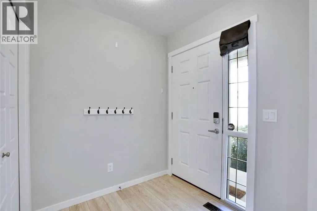 602, 2400 Ravenswood View SE