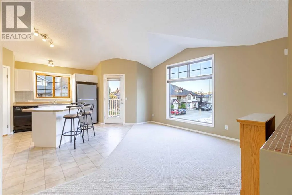 201, 7 Everridge Square SW