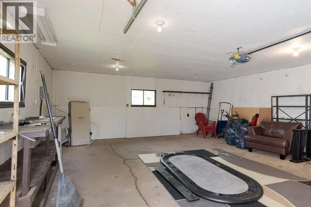 453 Signal Road