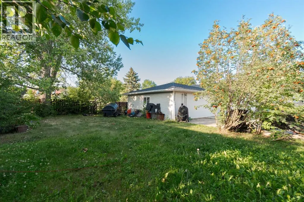 453 Signal Road