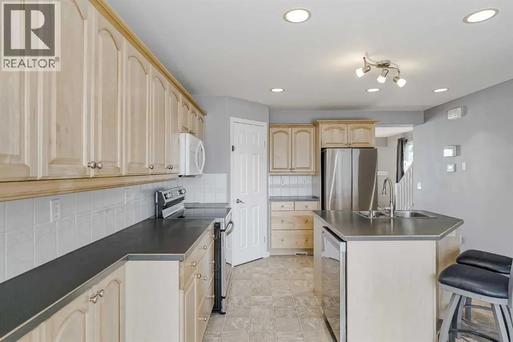 16 Mckinley Road SE