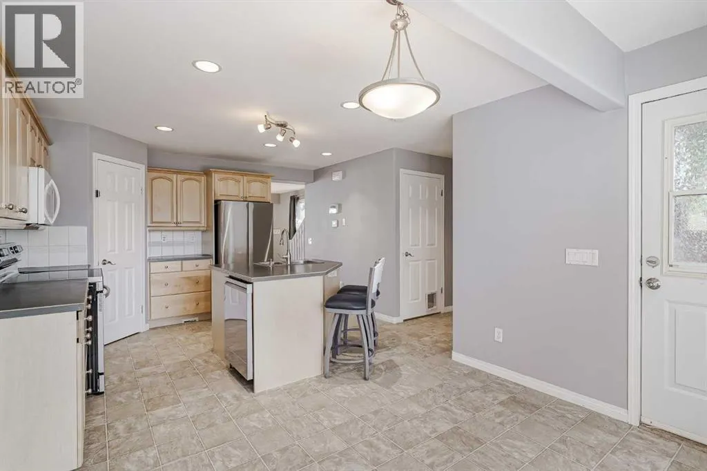 16 Mckinley Road SE