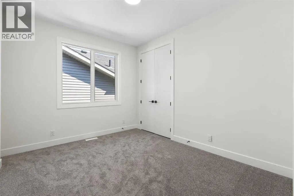 83 Midgrove Drive SW
