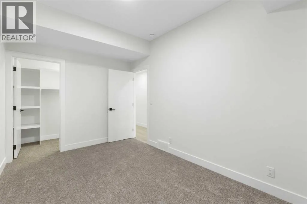 83 Midgrove Drive SW