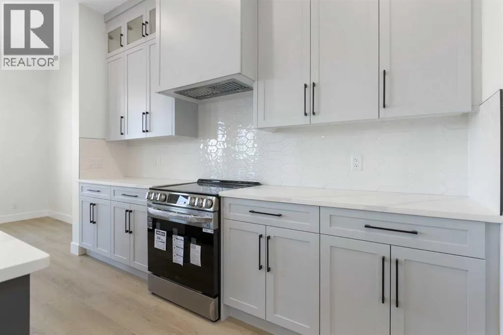 83 Midgrove Drive SW