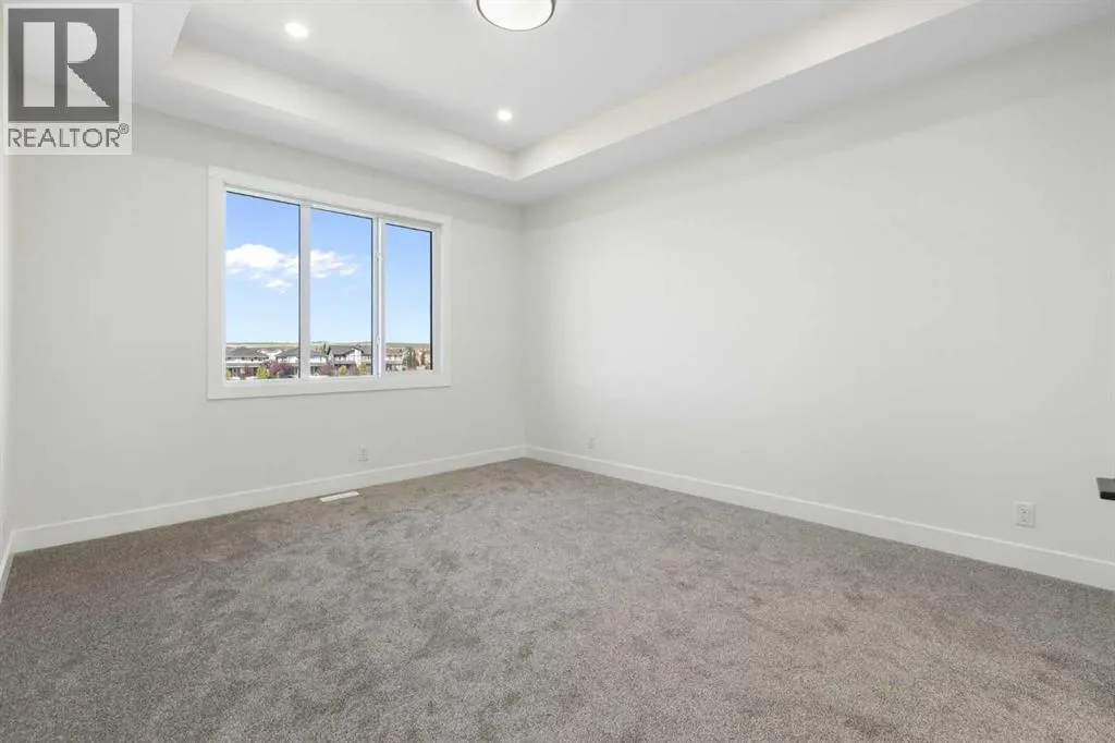 83 Midgrove Drive SW