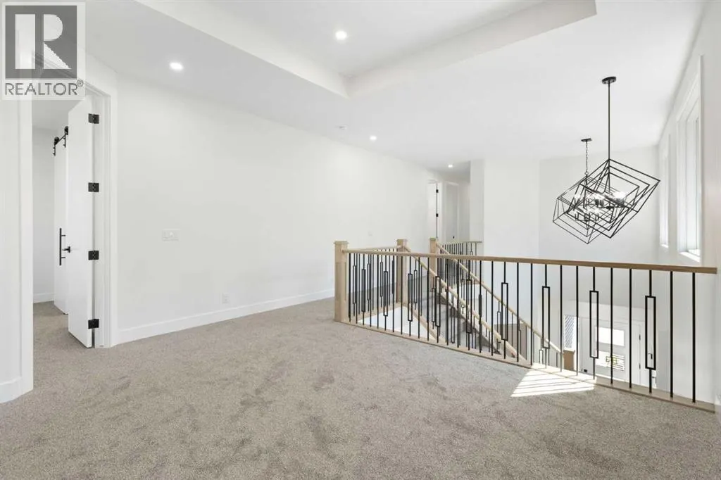 83 Midgrove Drive SW