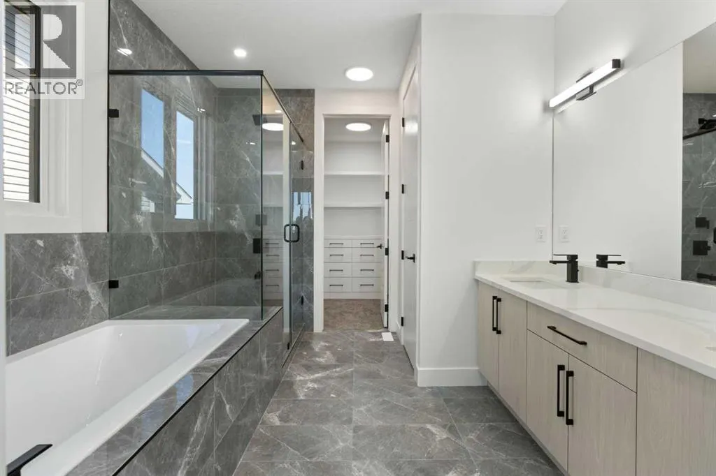 83 Midgrove Drive SW