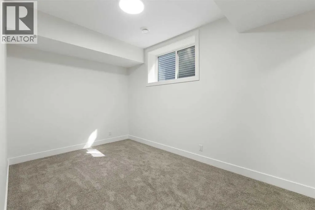 83 Midgrove Drive SW