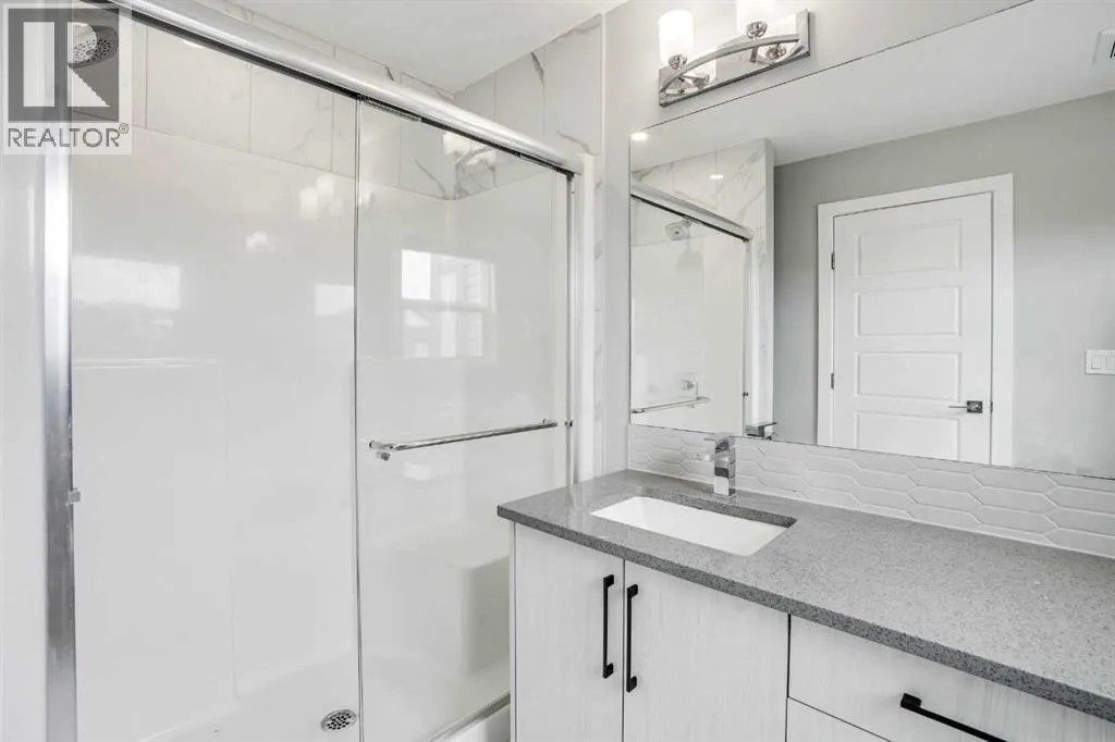 62 Midtown  SW