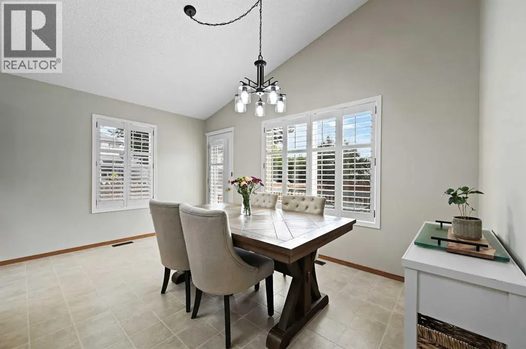 285 Mt Brewster Circle SE