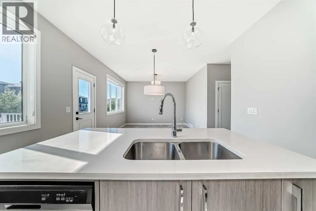 194 dawson harbour Hill