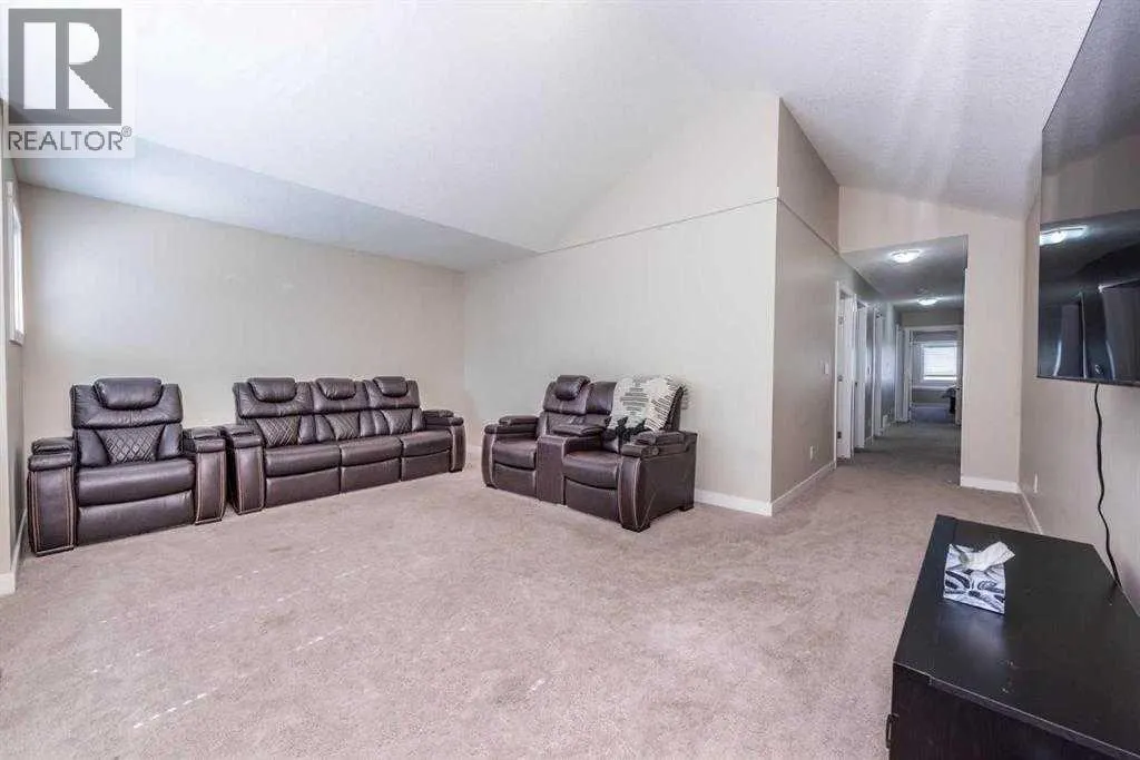 149 Williamstown Park NW