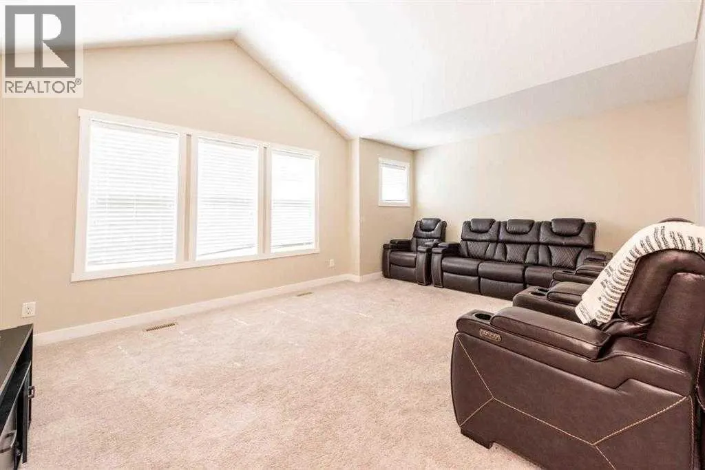 149 Williamstown Park NW