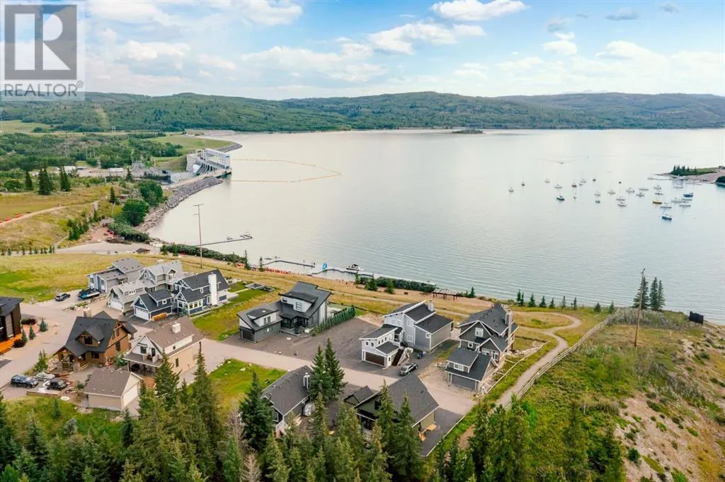 407 Cottage Club Grove