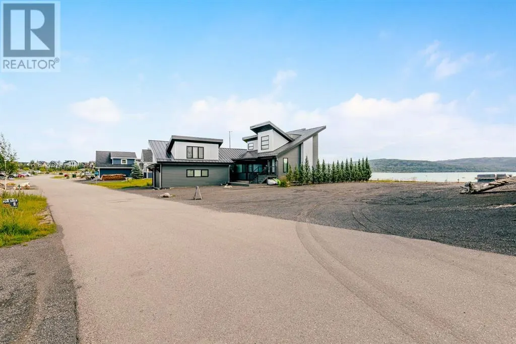 407 Cottage Club Grove