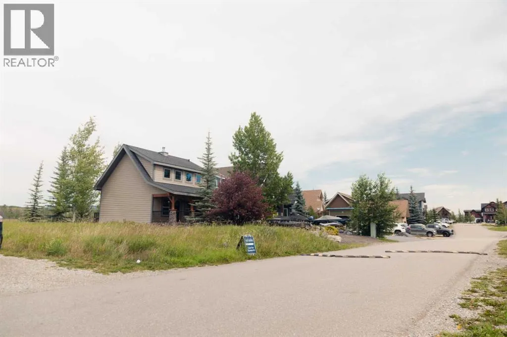 236 Cottage Club Crescent