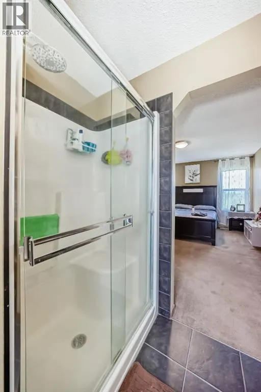 10 Cranwell Square SE