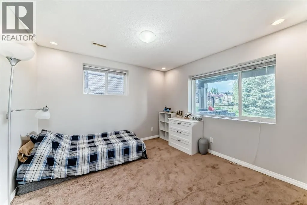 10 Cranwell Square SE