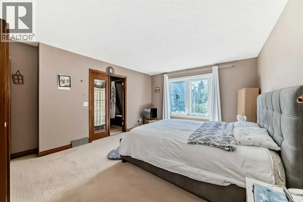 165 Shawinigan Drive SW