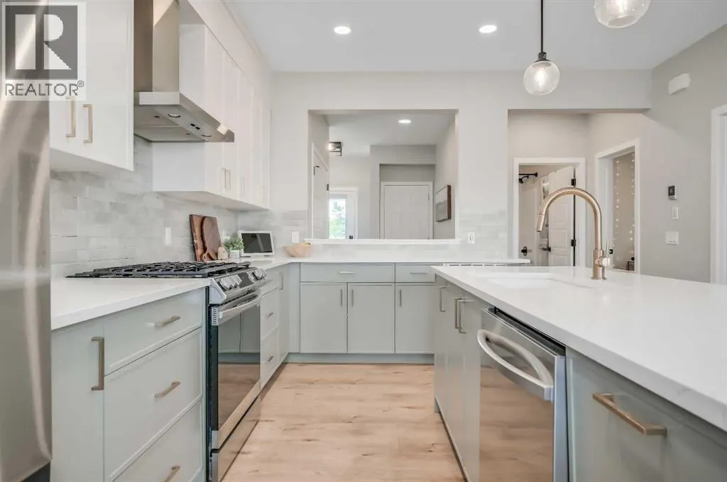 20 Magnolia Bay SE