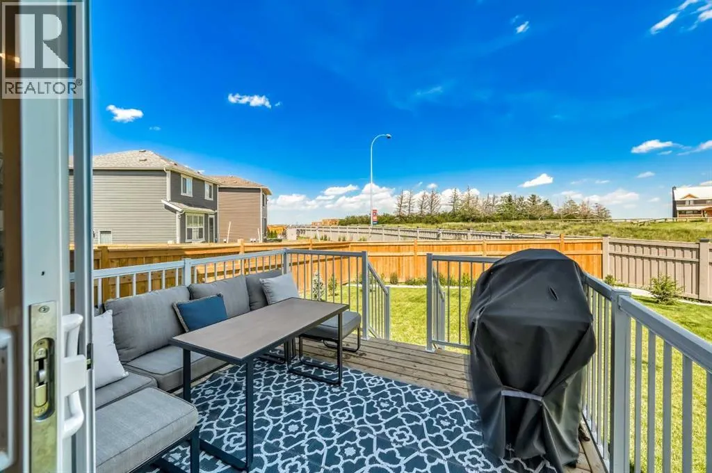 20 Magnolia Bay SE