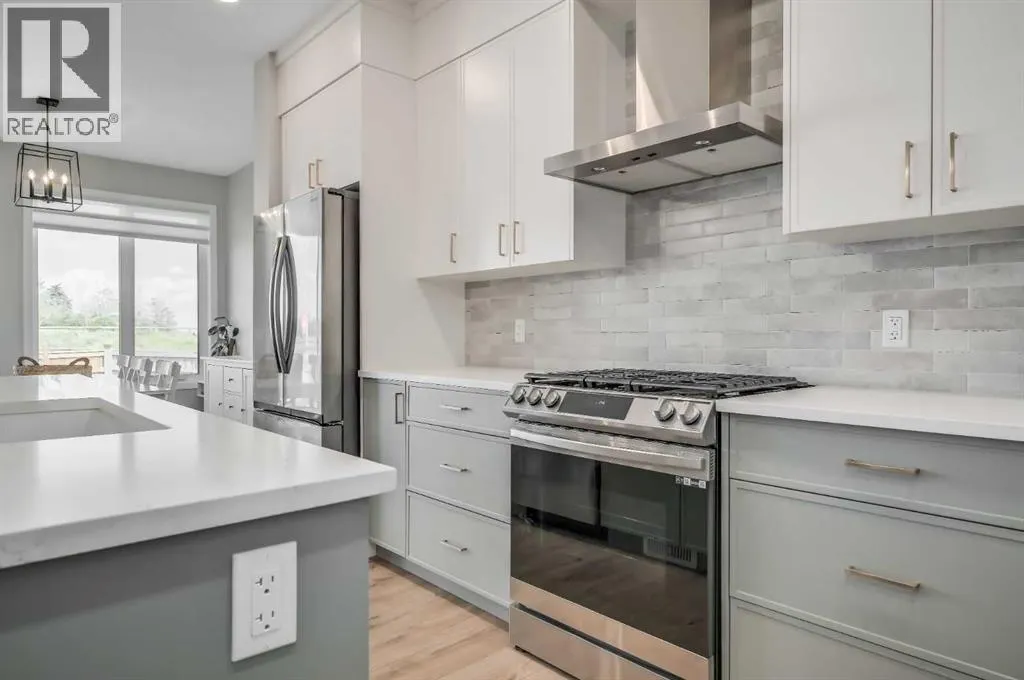 20 Magnolia Bay SE