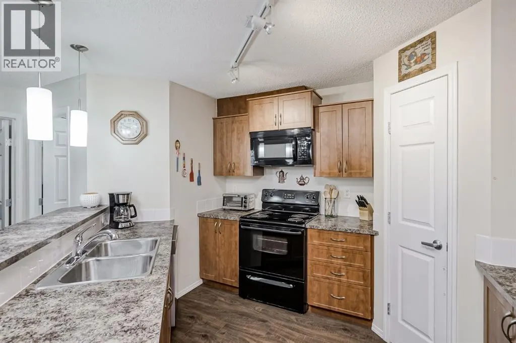 2227, 700 Willowbrook Road NW
