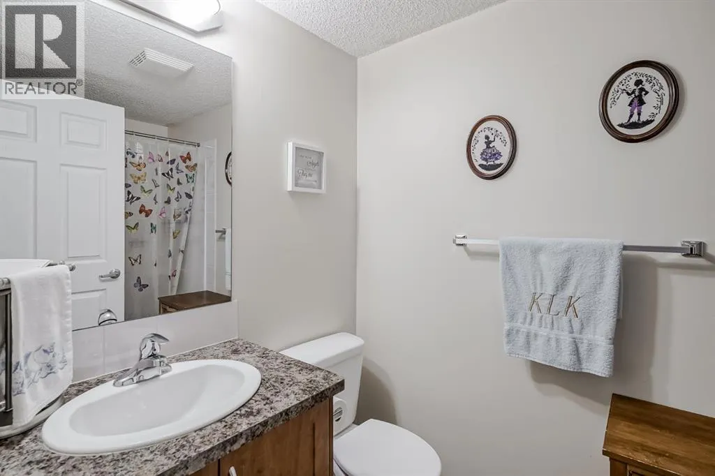 2227, 700 Willowbrook Road NW