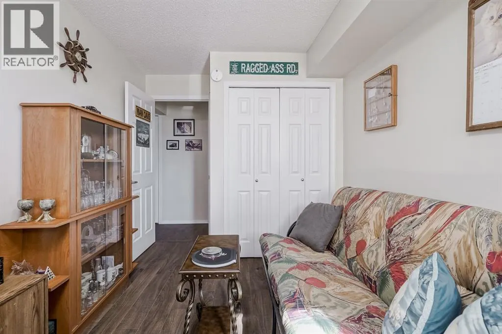2227, 700 Willowbrook Road NW