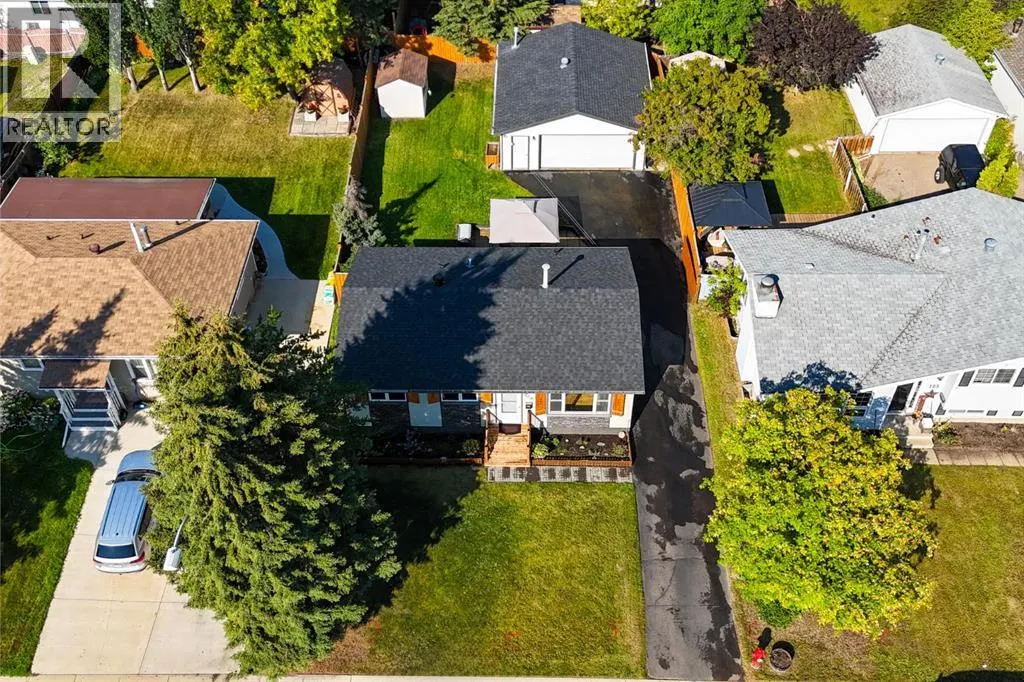 129 Ermine Crescent