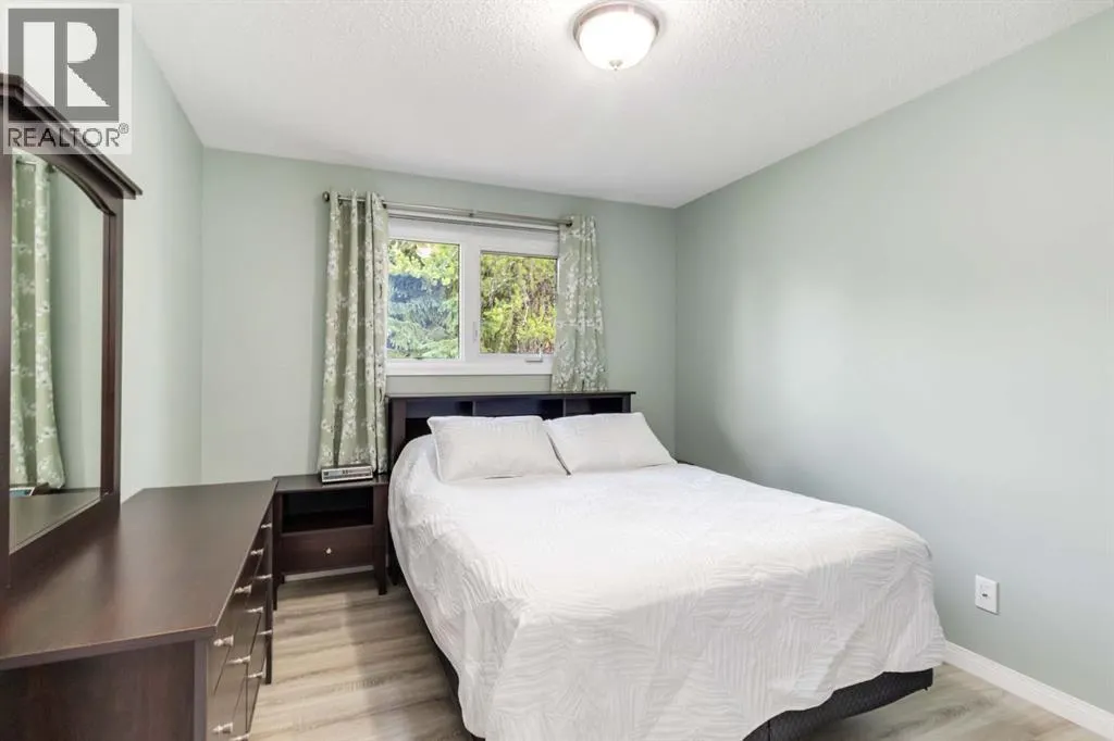 129 Ermine Crescent
