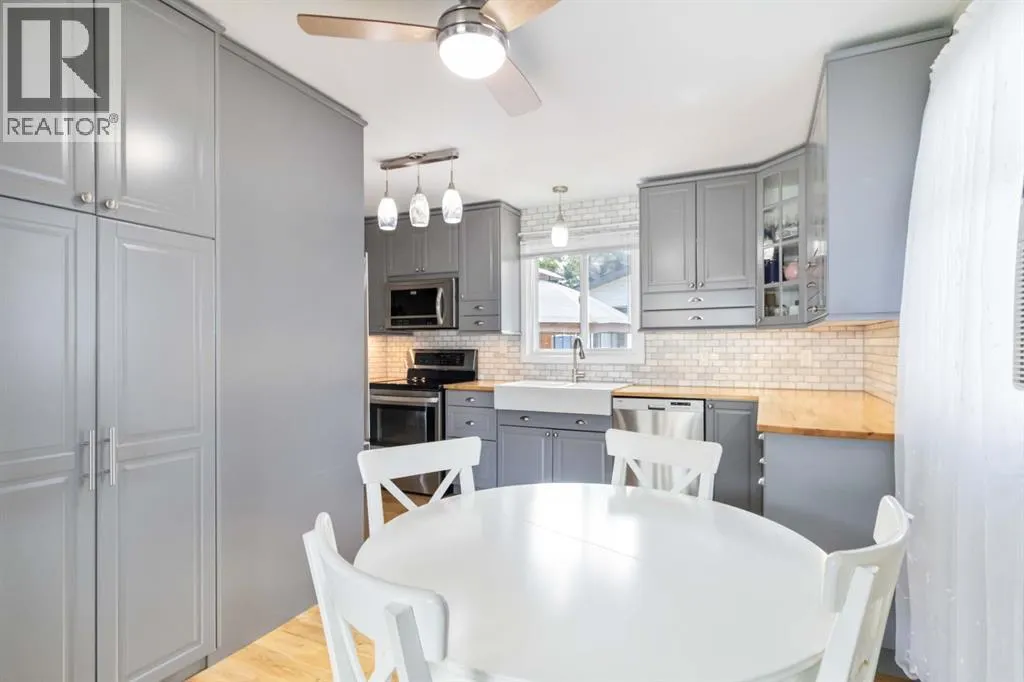 129 Ermine Crescent
