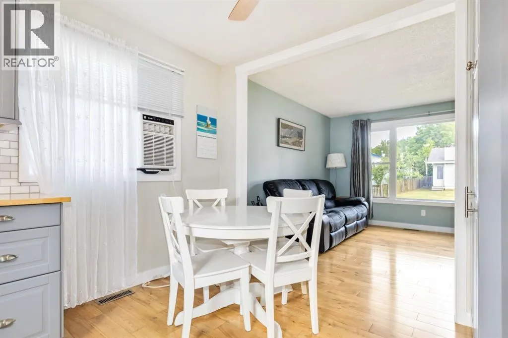 129 Ermine Crescent