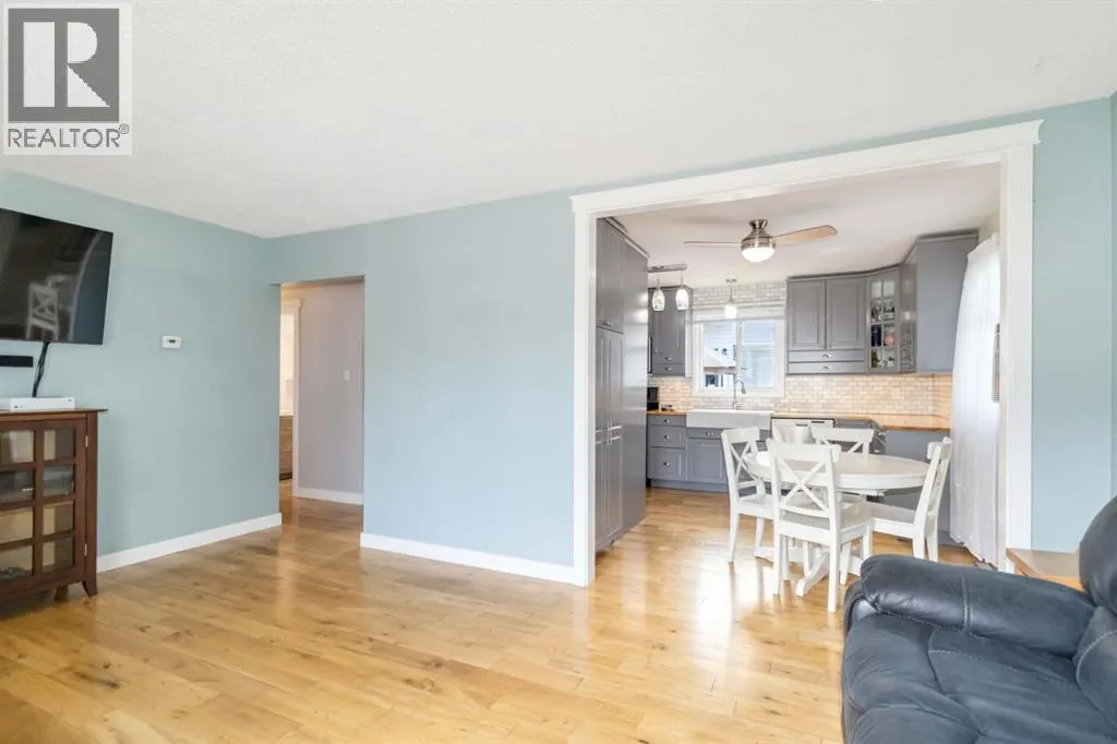 129 Ermine Crescent